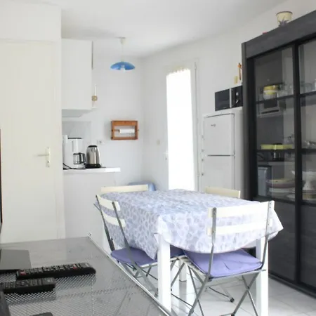 Maison 3 Pieces Pour 5, Grand Jardin, Terrasse, Parking Prive, Proche Plages - - Fr-1-326-448 Holiday home